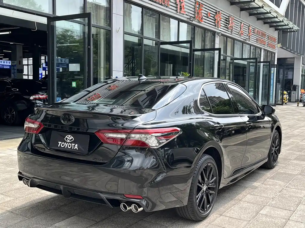 TOYOTA CAMRY 2023