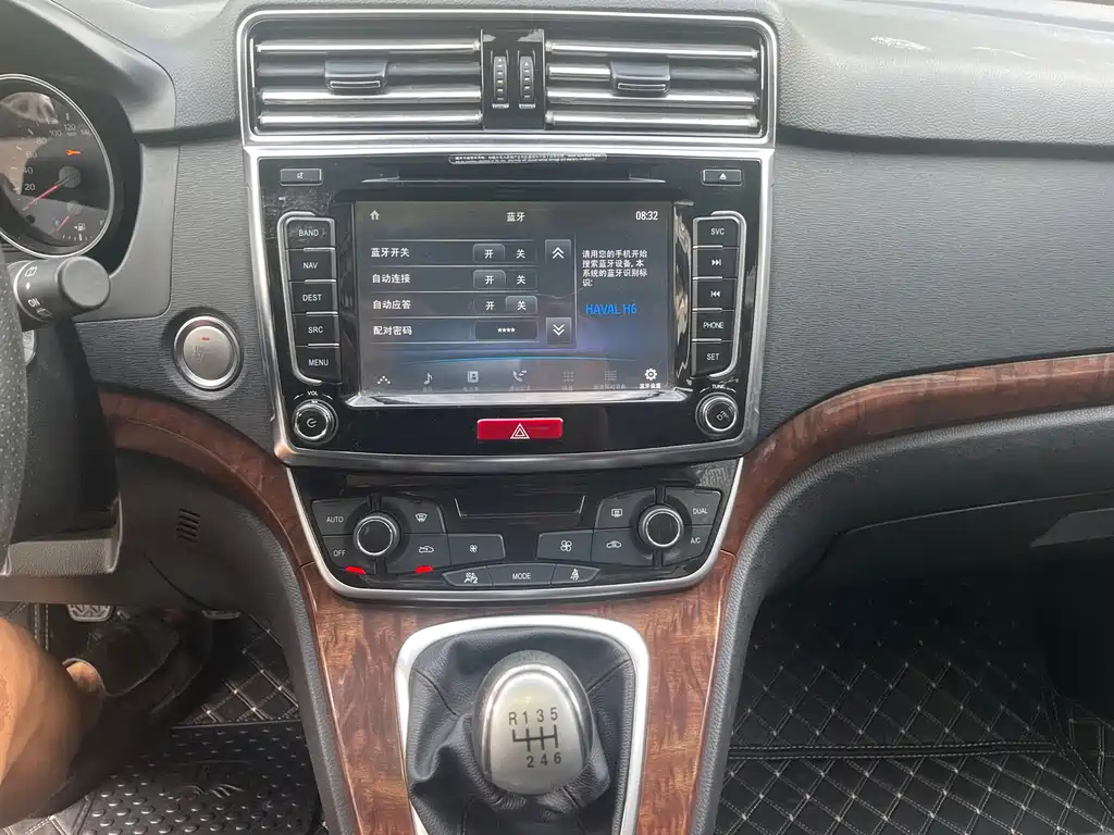 HAVAL H6 2015