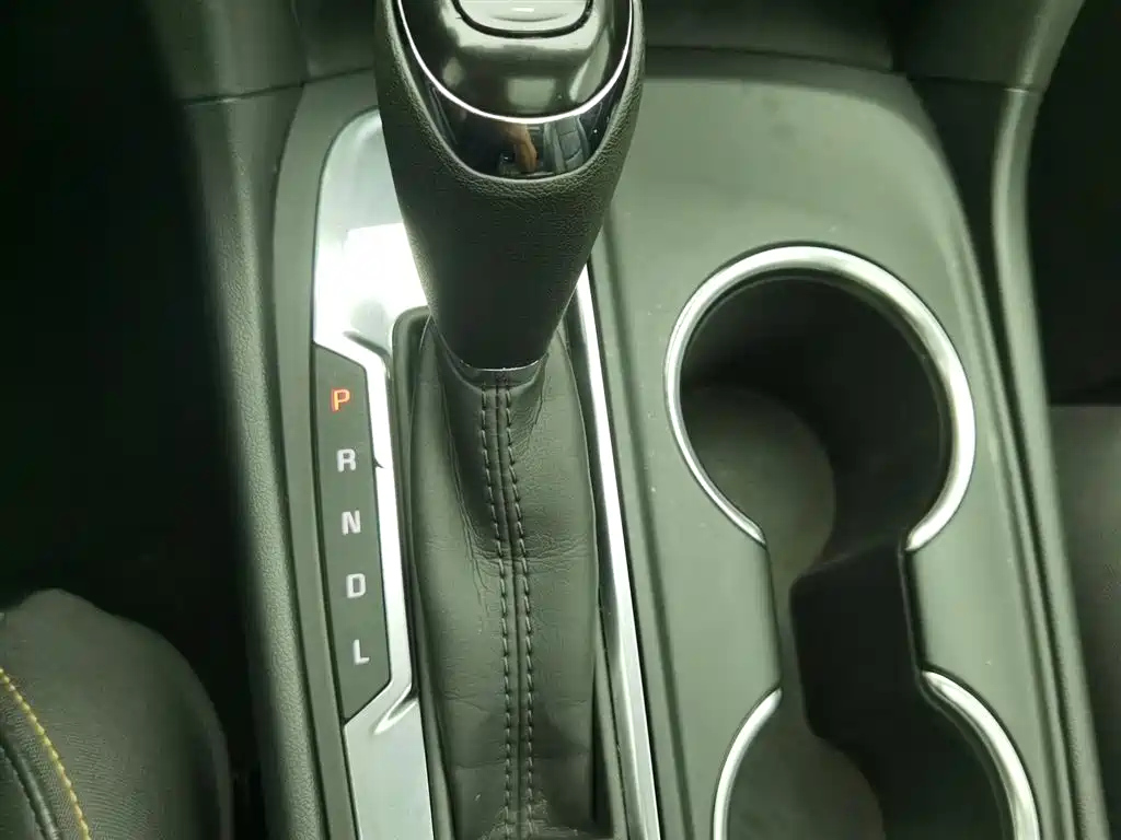 CHEVROLET EXPLORER 2019