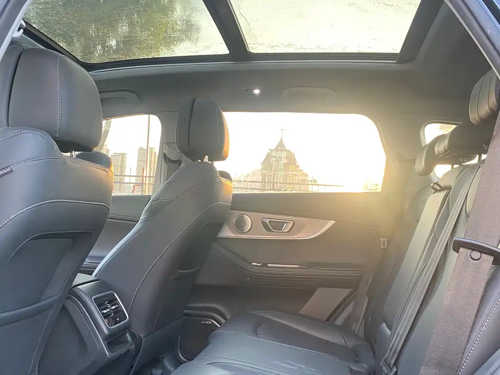 CHERY TIGGO 8 PRO 2024