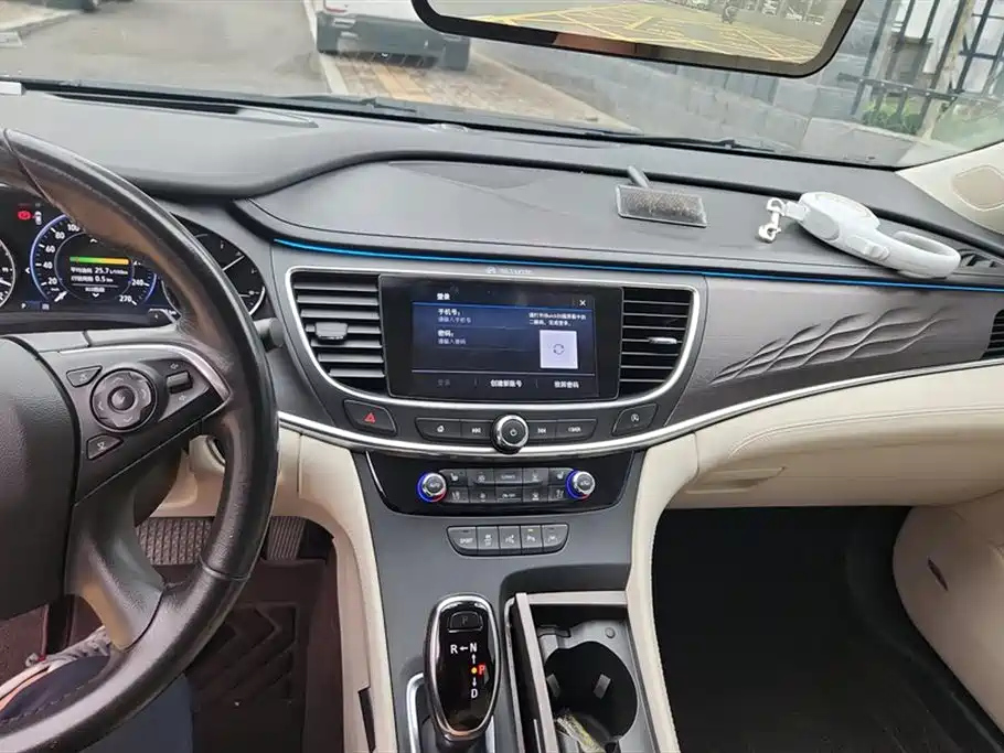 BUICK LACROSSE 2022