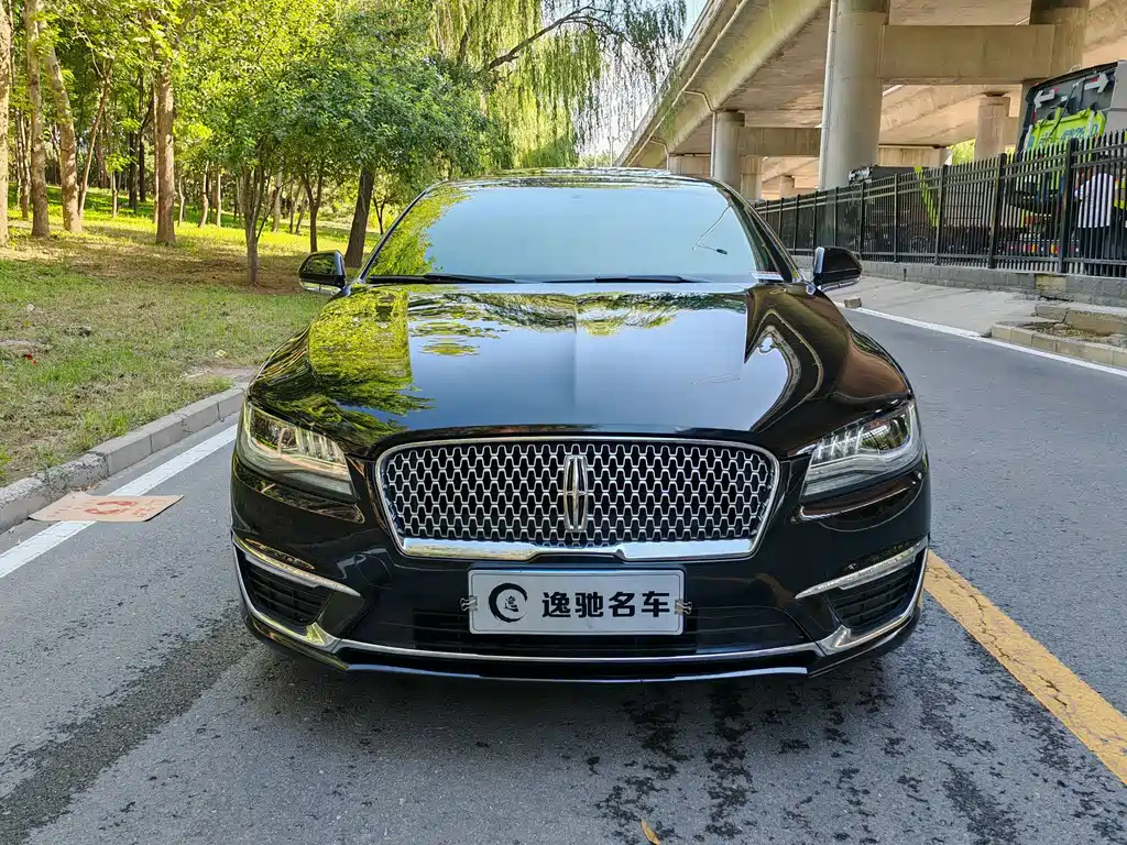 LINCOLN MKZ 2020