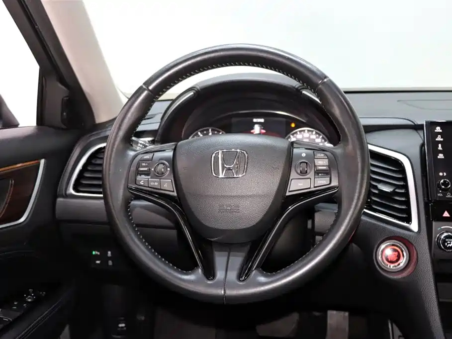 HONDA AVANCIER 2017