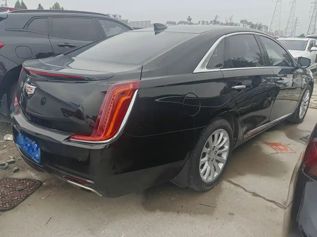 CADILLAC XTS 2018