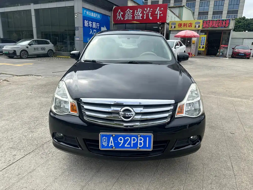 NISSAN SYLPHY 2011