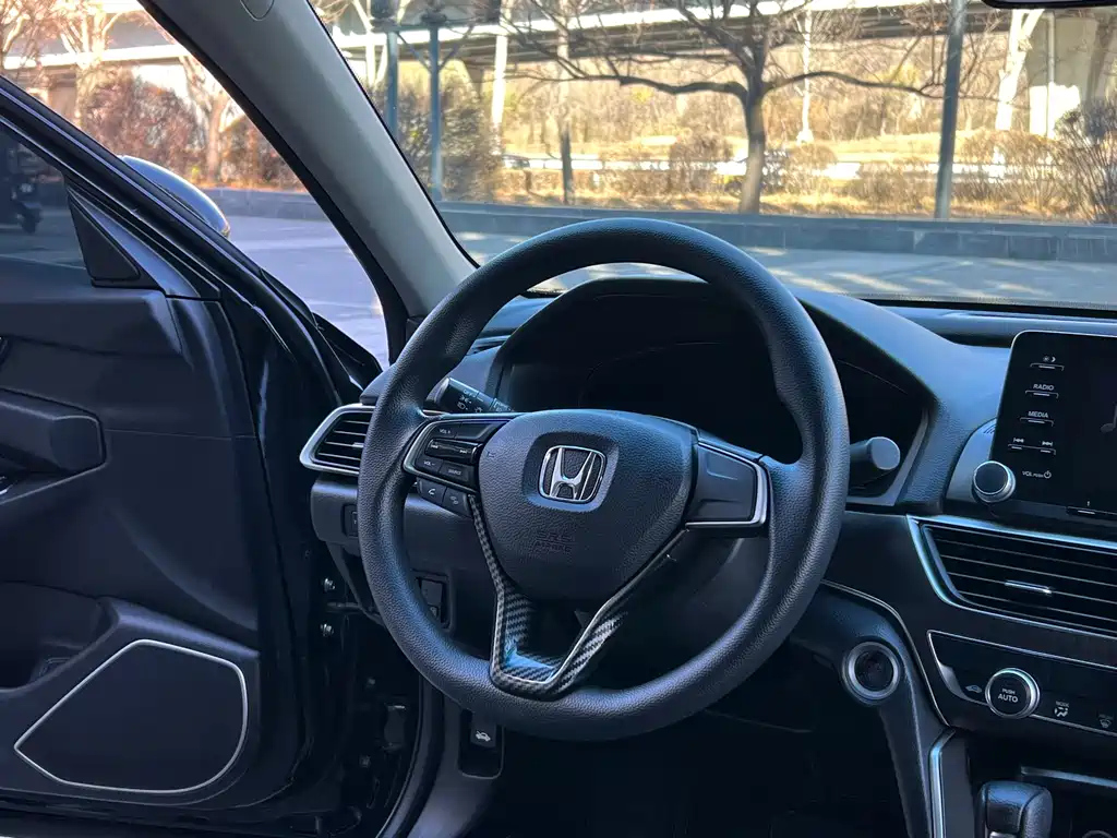 HONDA ACCORD 2019