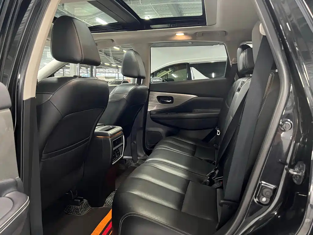 NISSAN MURANO 2019