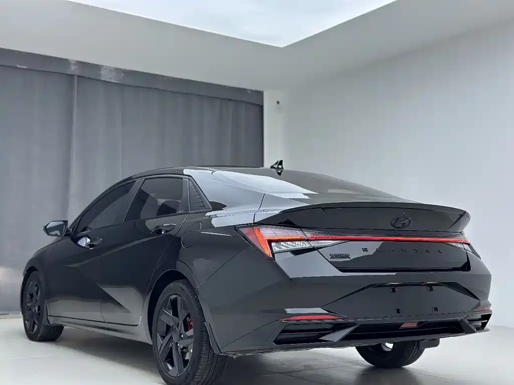 HYUNDAI ELANTRA 2023