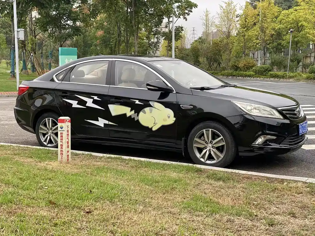 CHANGAN EADO 2015