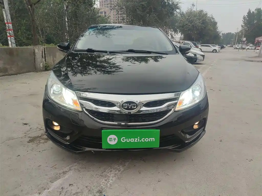 BYD SURUI 2017