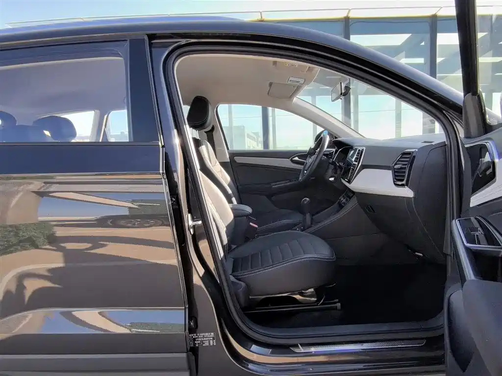 JETTA VS5 2022