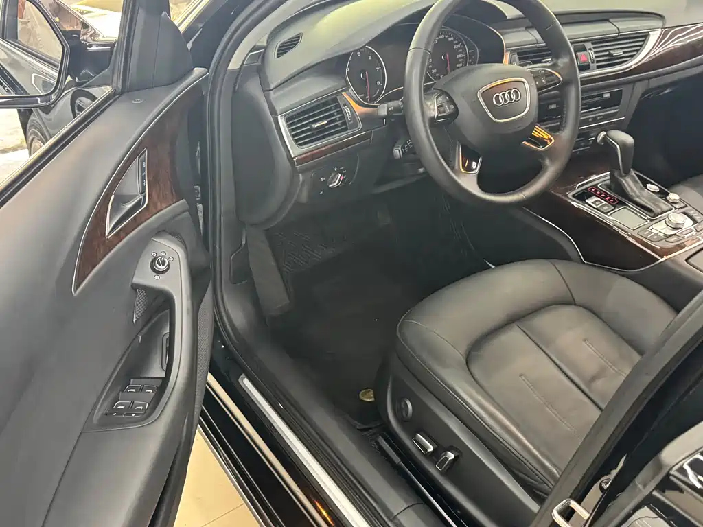 AUDI A6L 2017