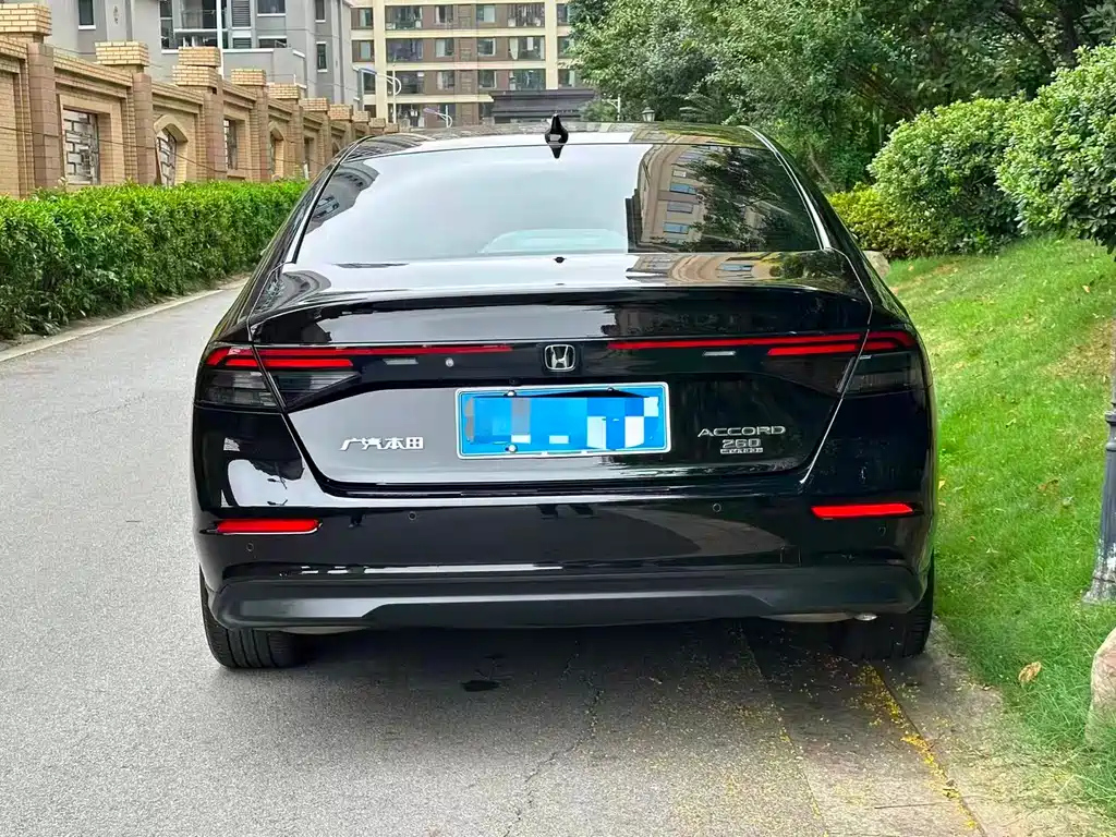 HONDA ACCORD 2025