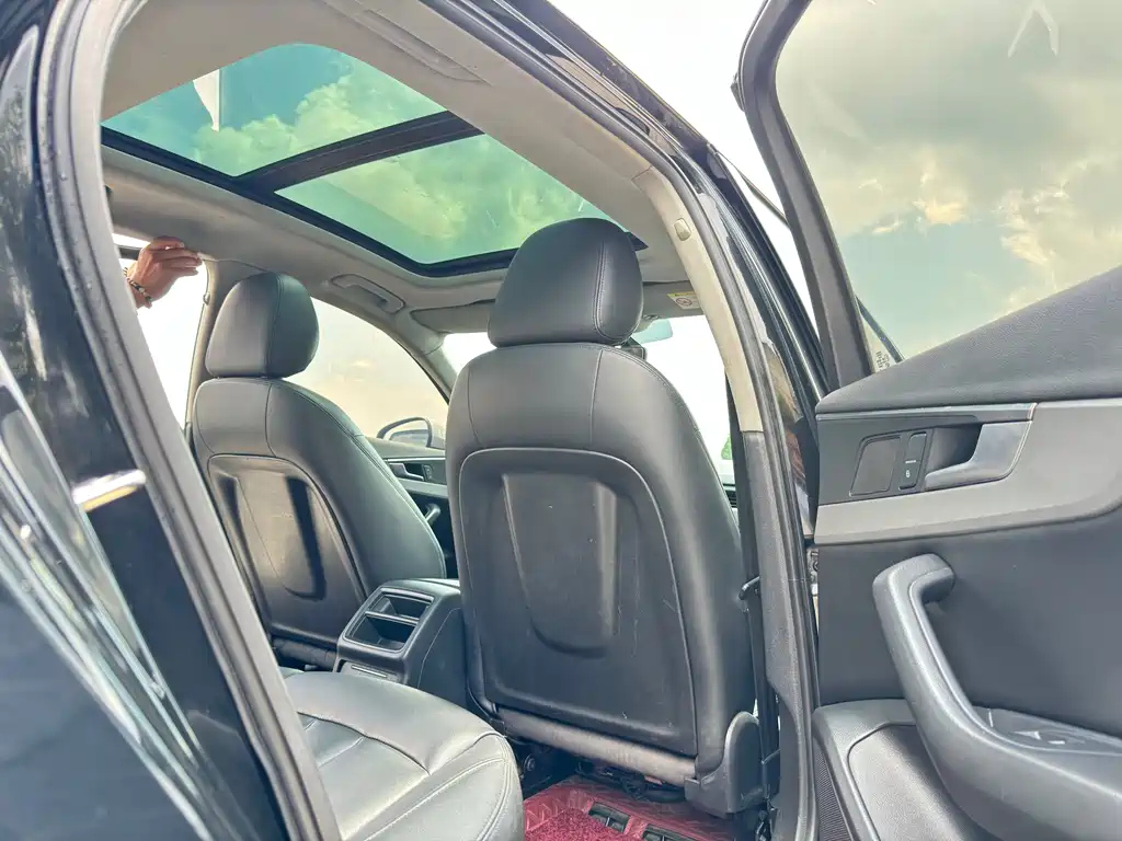 AUDI A4L 2019