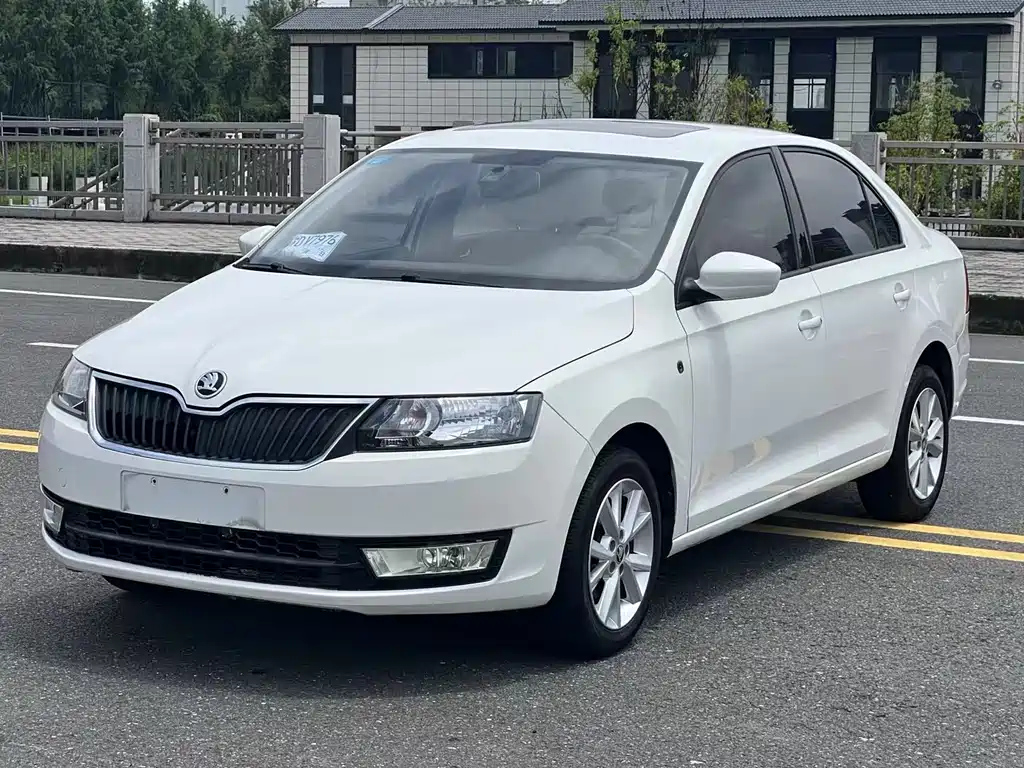 SKODA RAPID 2016