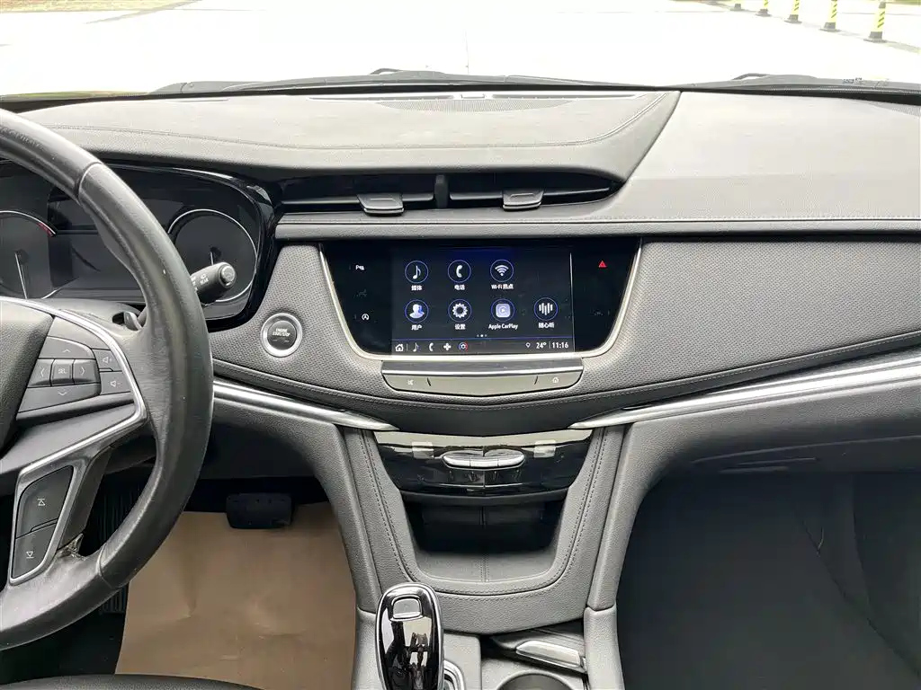 CADILLAC XT5 2022