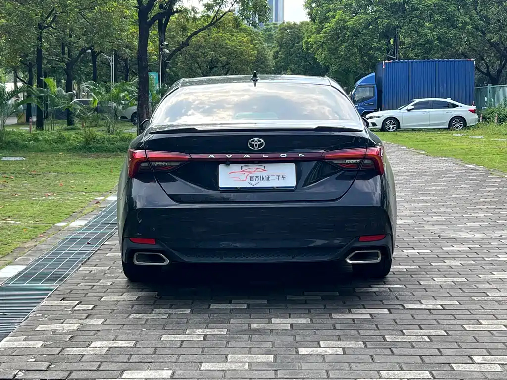 TOYOTA AVALON 2019