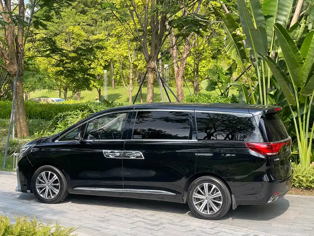 TRUMPCHI M8 2018