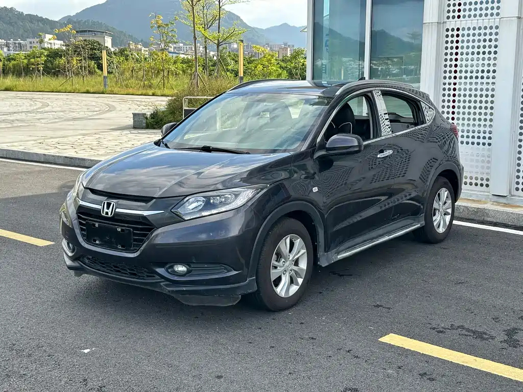 HONDA VEZEL 2018