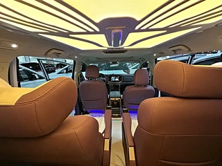 TRUMPCHI M8  2023 YEAR  390T PREMIUM ENJOY ED 2023