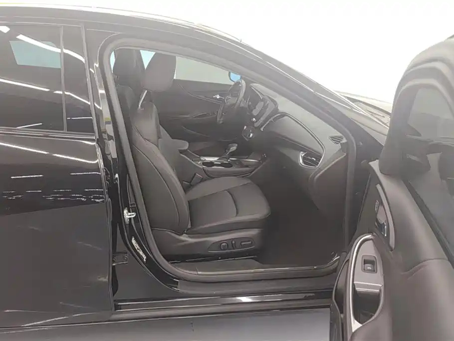 CHEVROLET MALIBU XL 2022