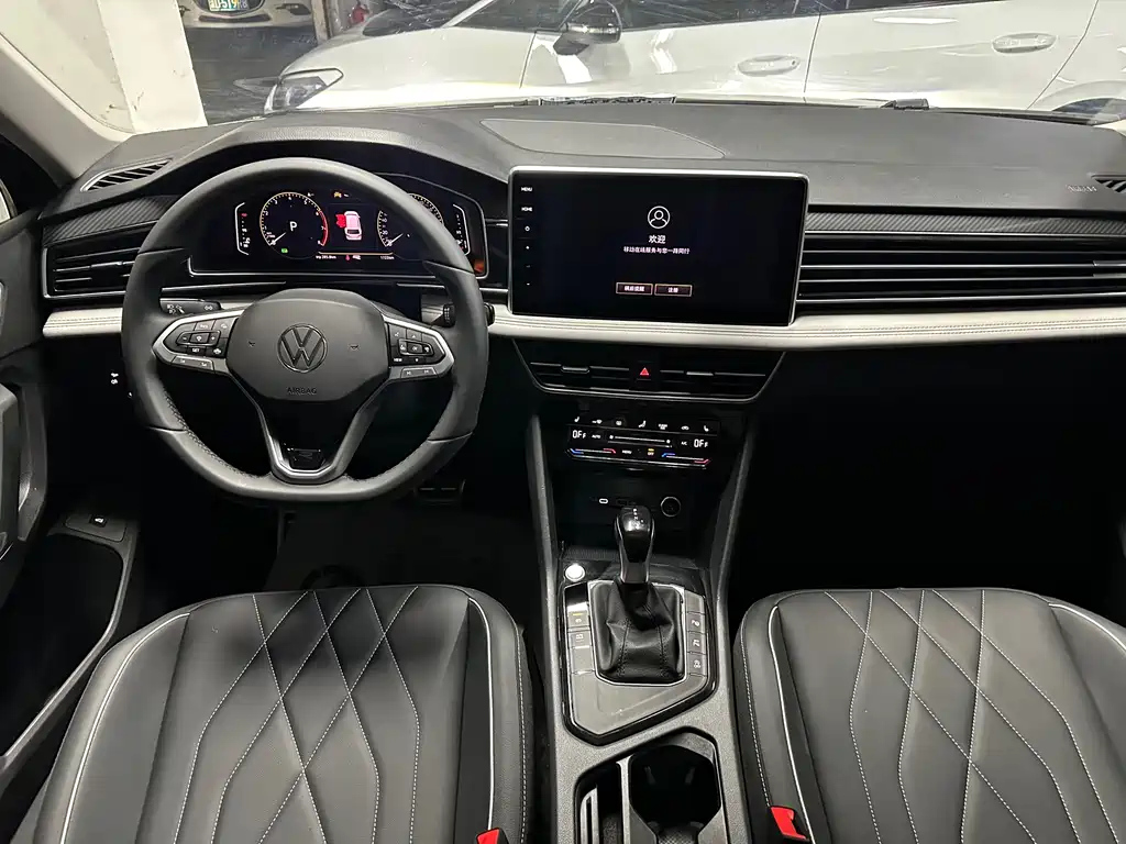 VOLKSWAGEN TIGUAN L 2025