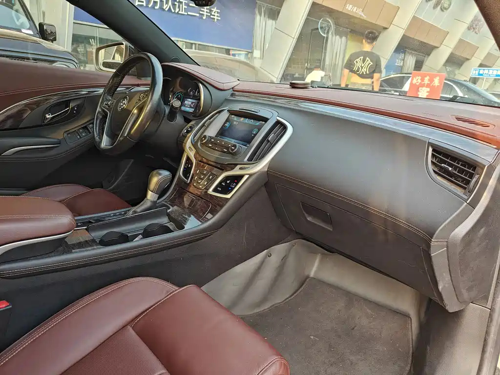 BUICK LACROSSE 2014