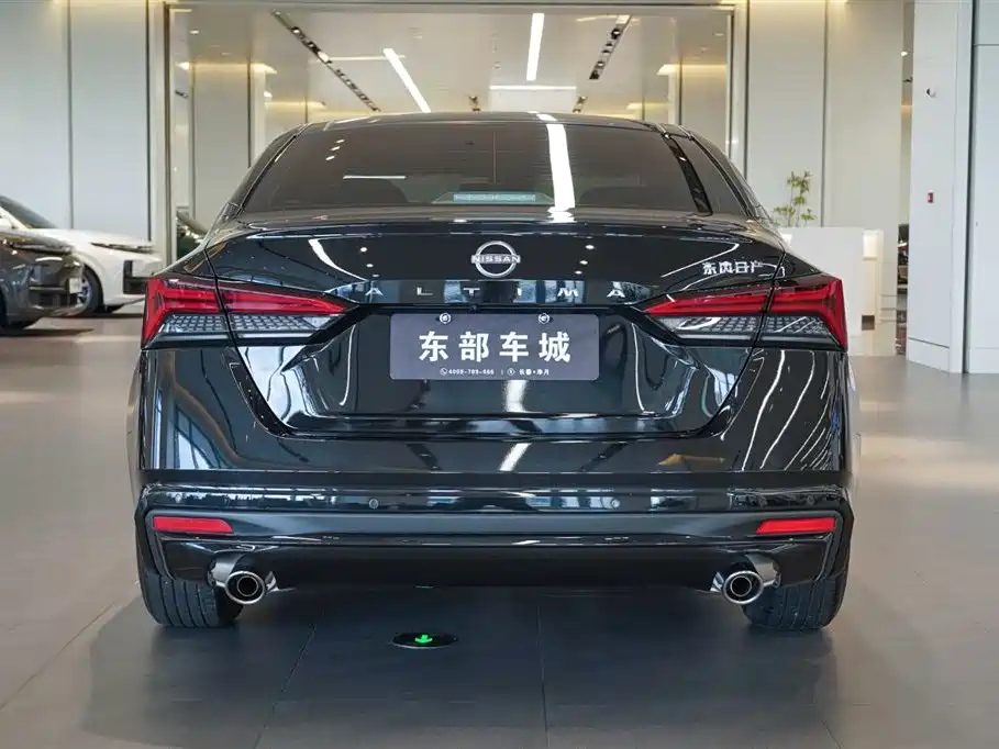 NISSAN TEANA 2024
