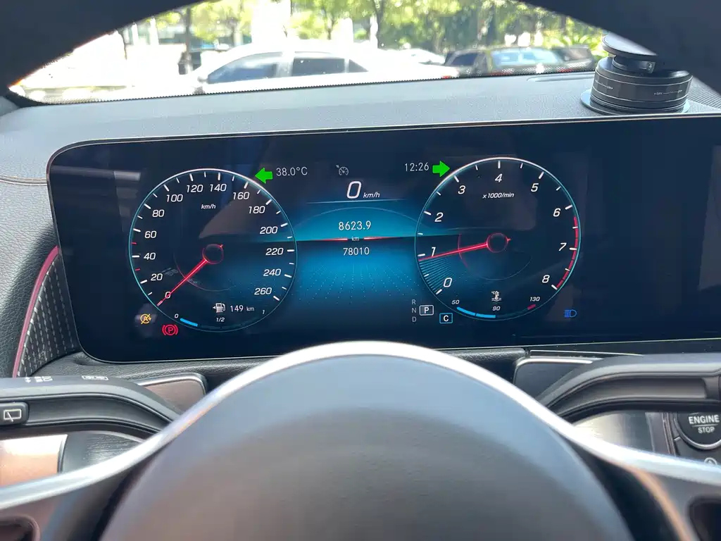 MERCEDES BENZ GLB 2021