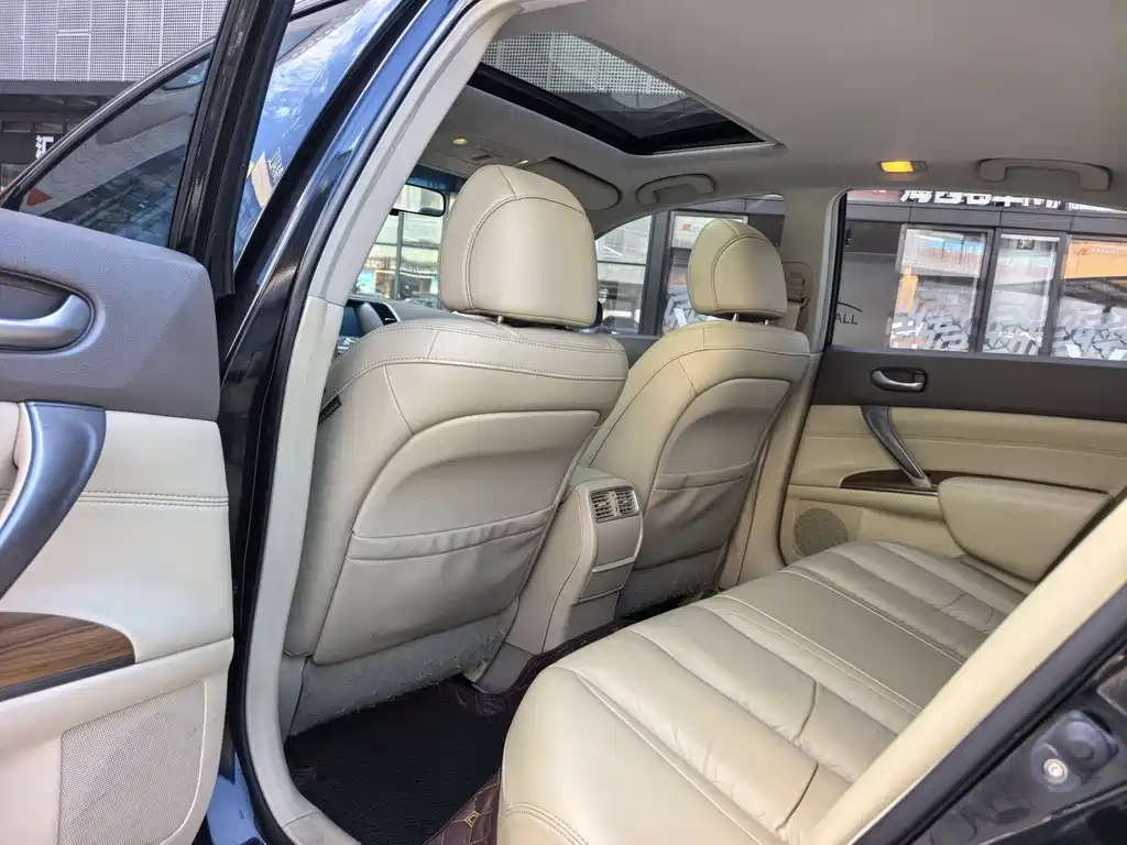 NISSAN TEANA 2012