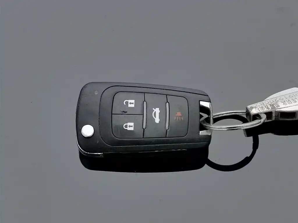 CHEVROLET CRUZE 2015