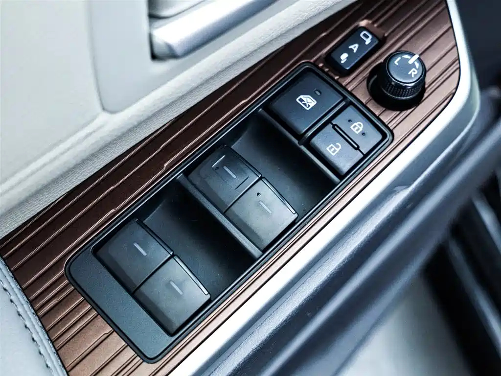 TOYOTA SIENNA SIENNA 2023