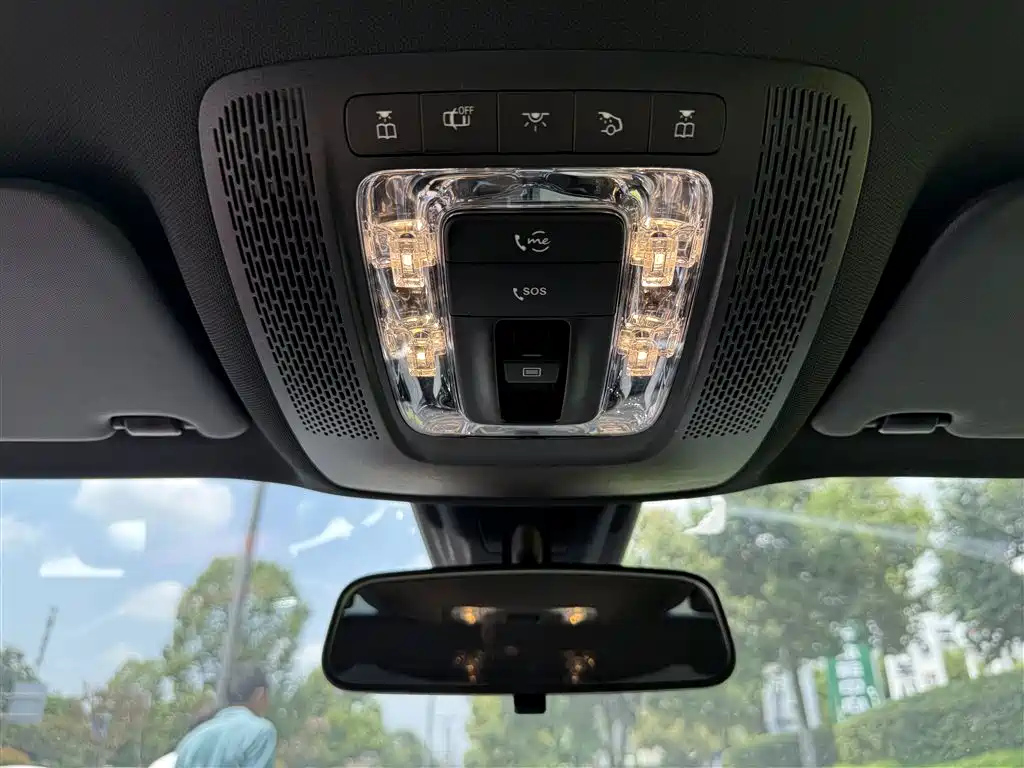 MERCEDES BENZ GLB 2021