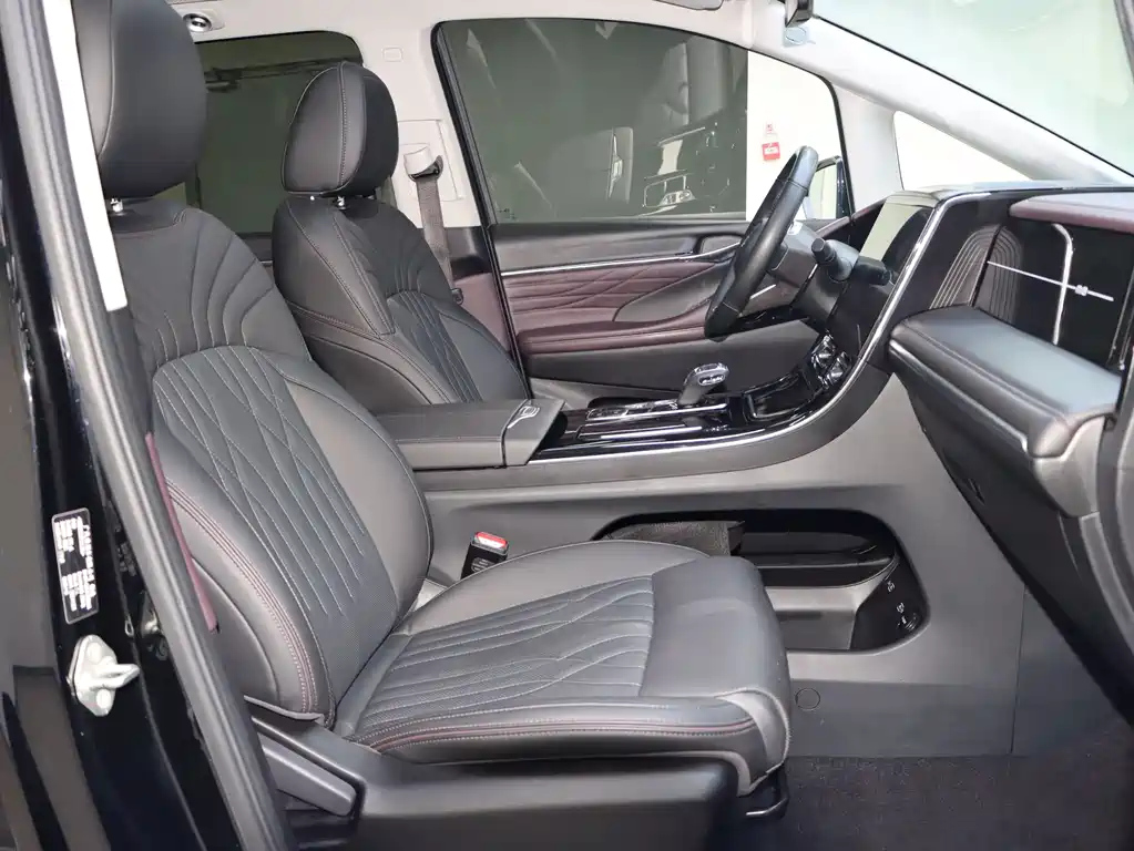 TRUMPCHI M8 2023