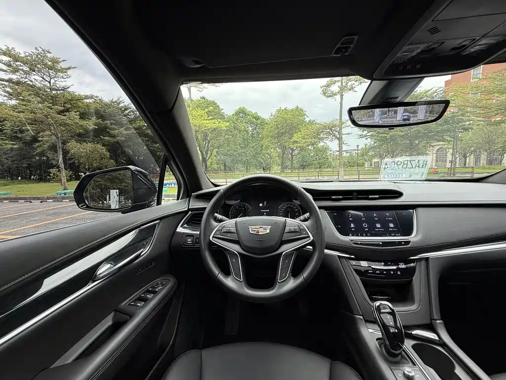 CADILLAC XT5 2020