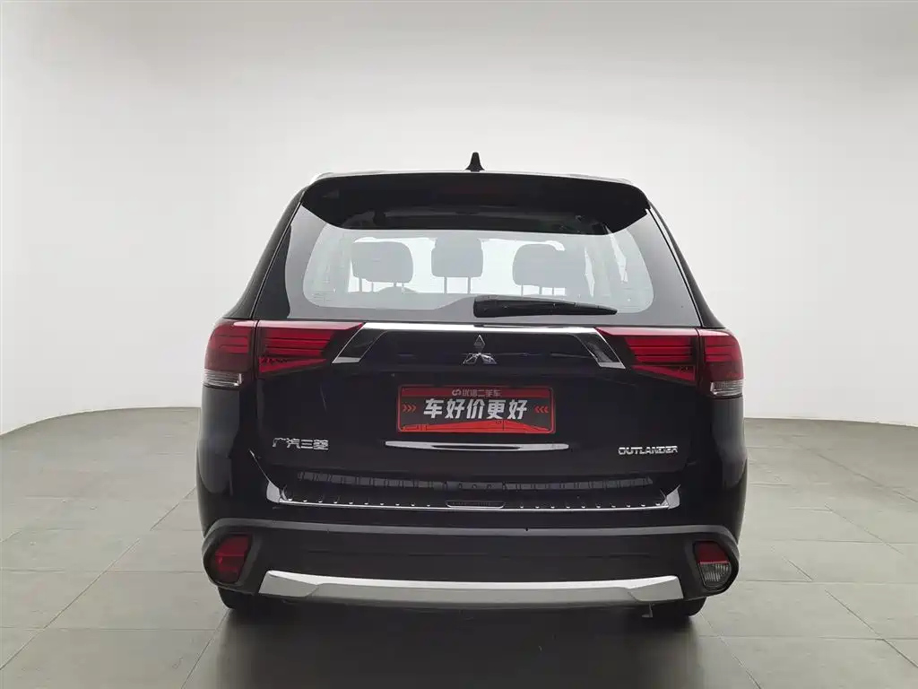 MITSUBISHI OUTLANDER 2018