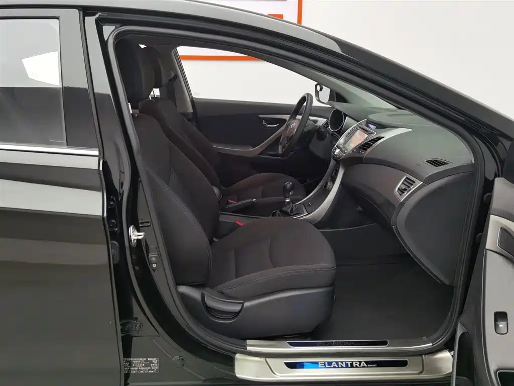 HYUNDAI ELANTRA 2014