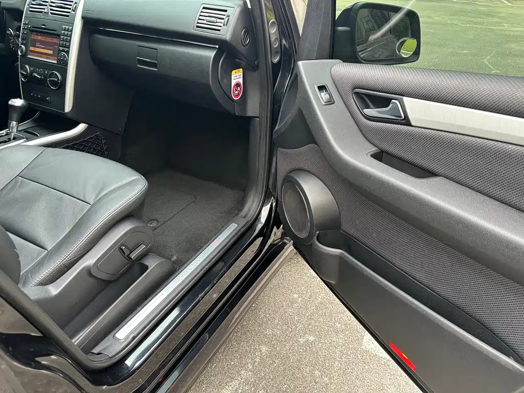 MERCEDES BENZ B-CLASS 2009