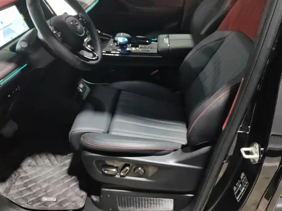 TRUMPCHI M8 2025
