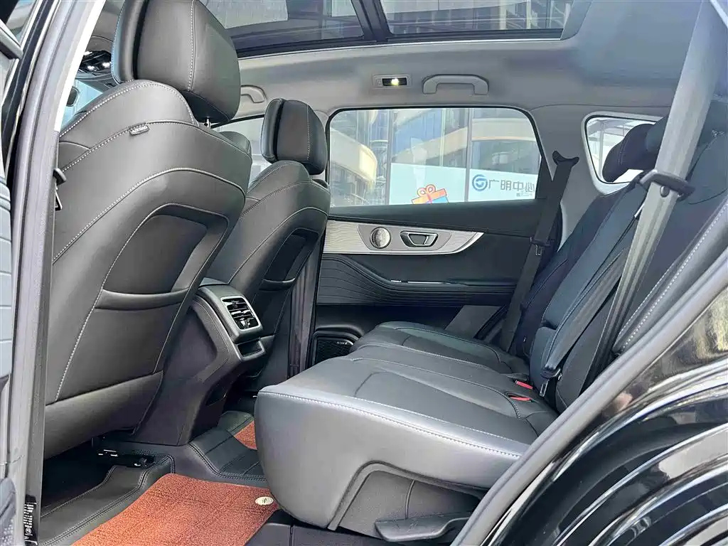 CHERY TIGGO 8 PRO 2025