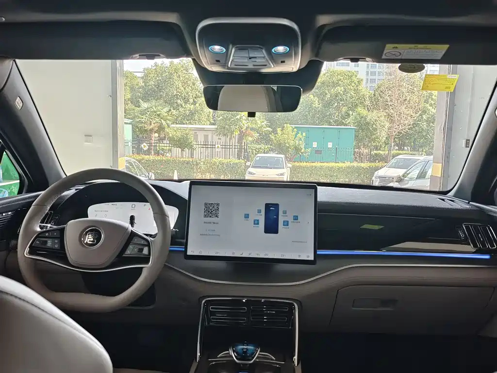 BYD TANG NEW ENERGY 2025
