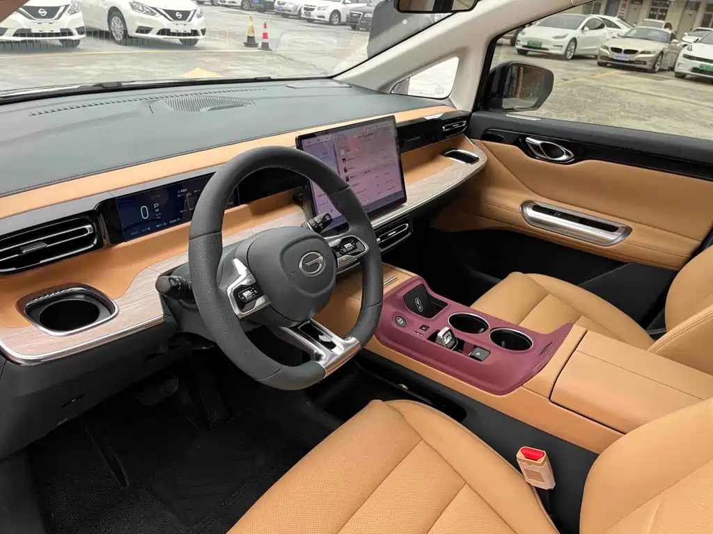 TRUMPCHI E8 NEW ENERGY 2024