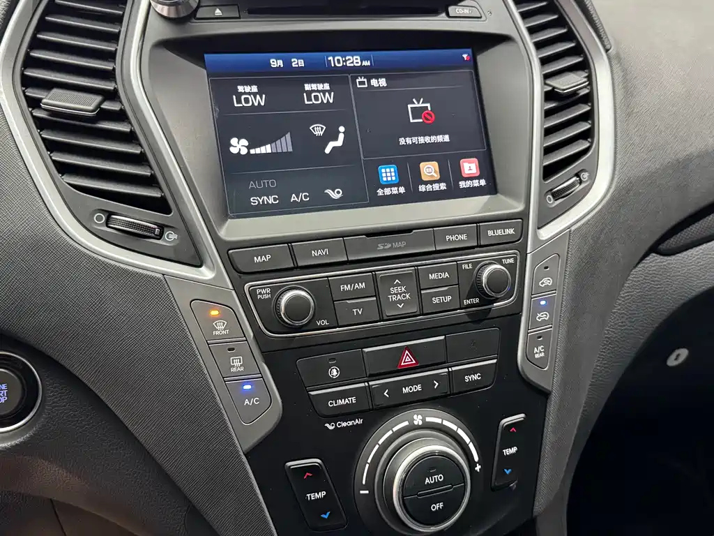 HYUNDAI SANTAFE 2017