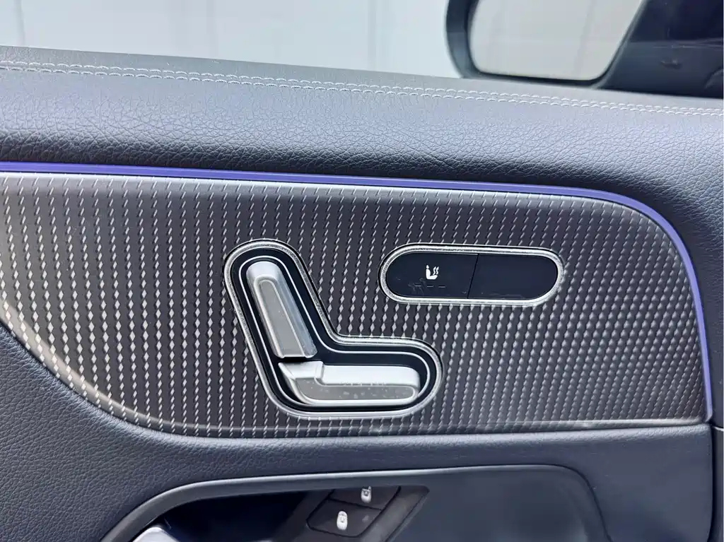 MERCEDES BENZ GLB 2020