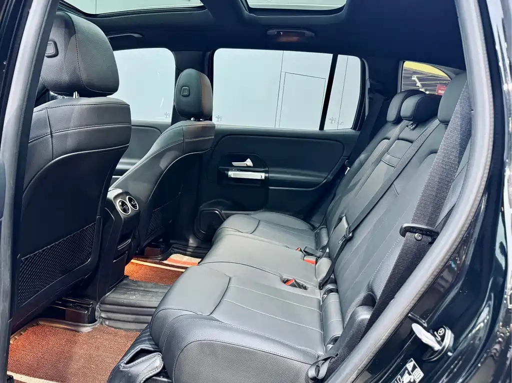 MERCEDES BENZ GLB 2020