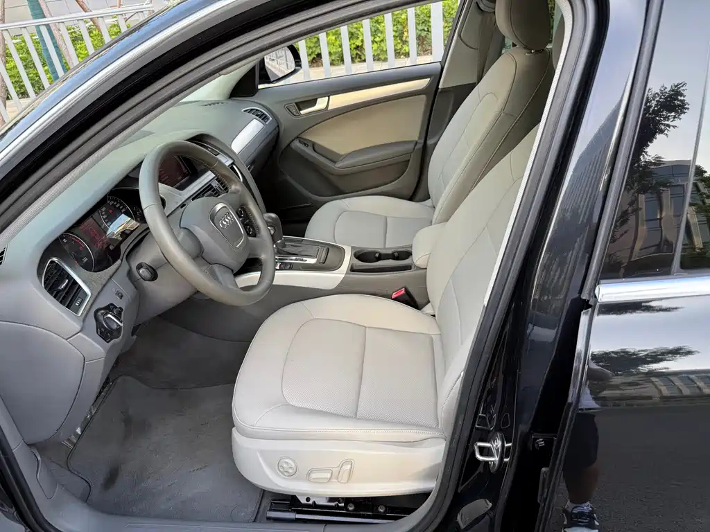 AUDI A4L 2009