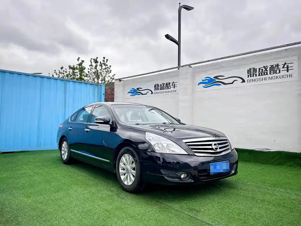 NISSAN TEANA 2009