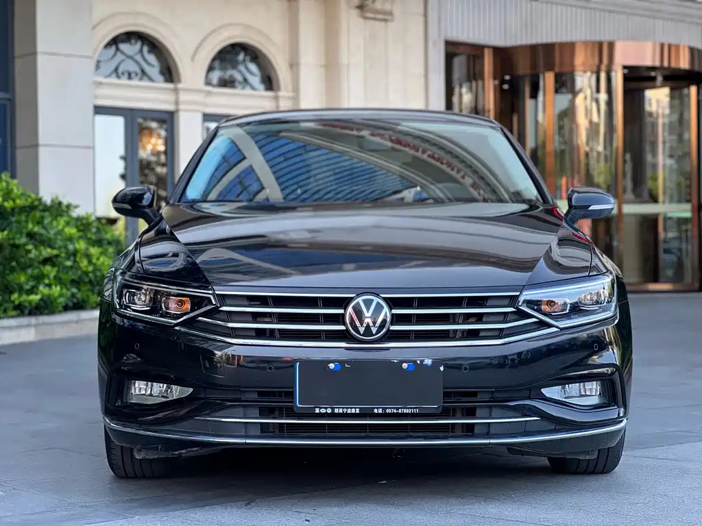 VOLKSWAGEN MAGOTAN 2019