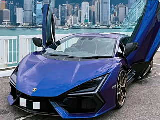 Заказать LAMBORGHINI REVUELTO
