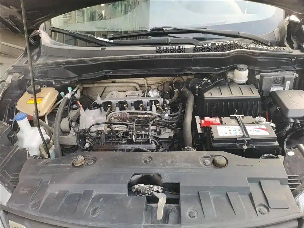 DONGFENG AEOLUS AX7 2016